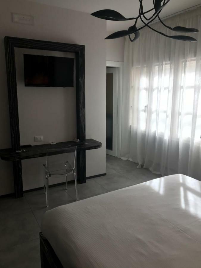 B&B Via Roma 25 Ареццо Екстер'єр фото